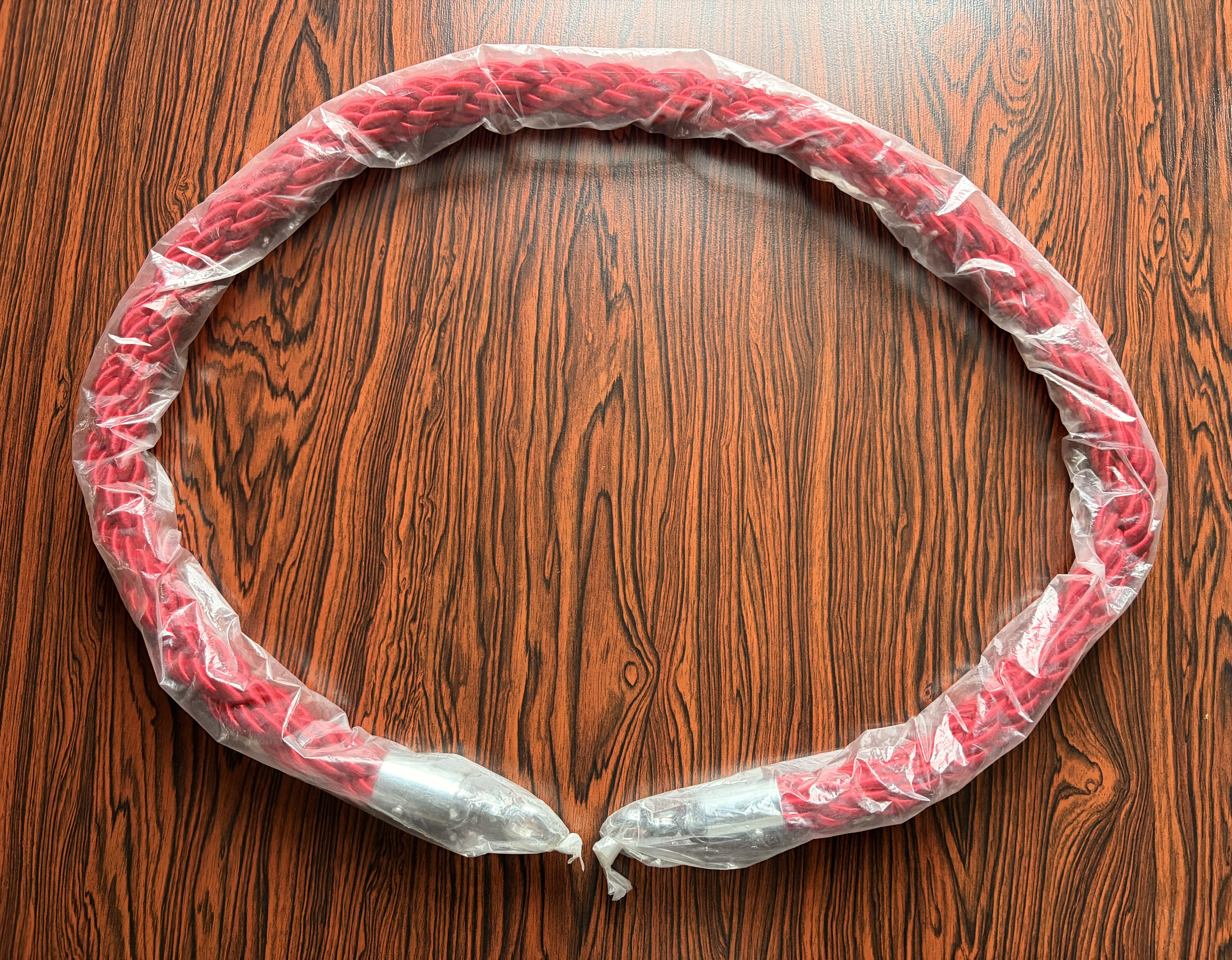 Absperrseil rot geflochten für Hotel / Restaurant / VIP Bereich mit Metallhaken – neu image